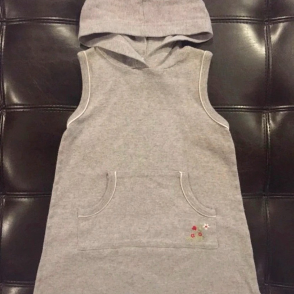 Vintage Girls Sleeveless Hoodie Dress with Floral Embroidery Accent